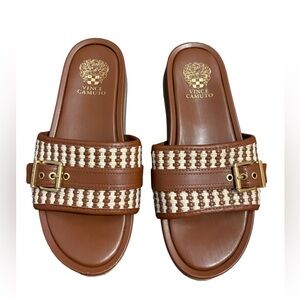 Vince Camuto Kenzie Tan and Cream Slide Sandals with Buckle. Size 9.5